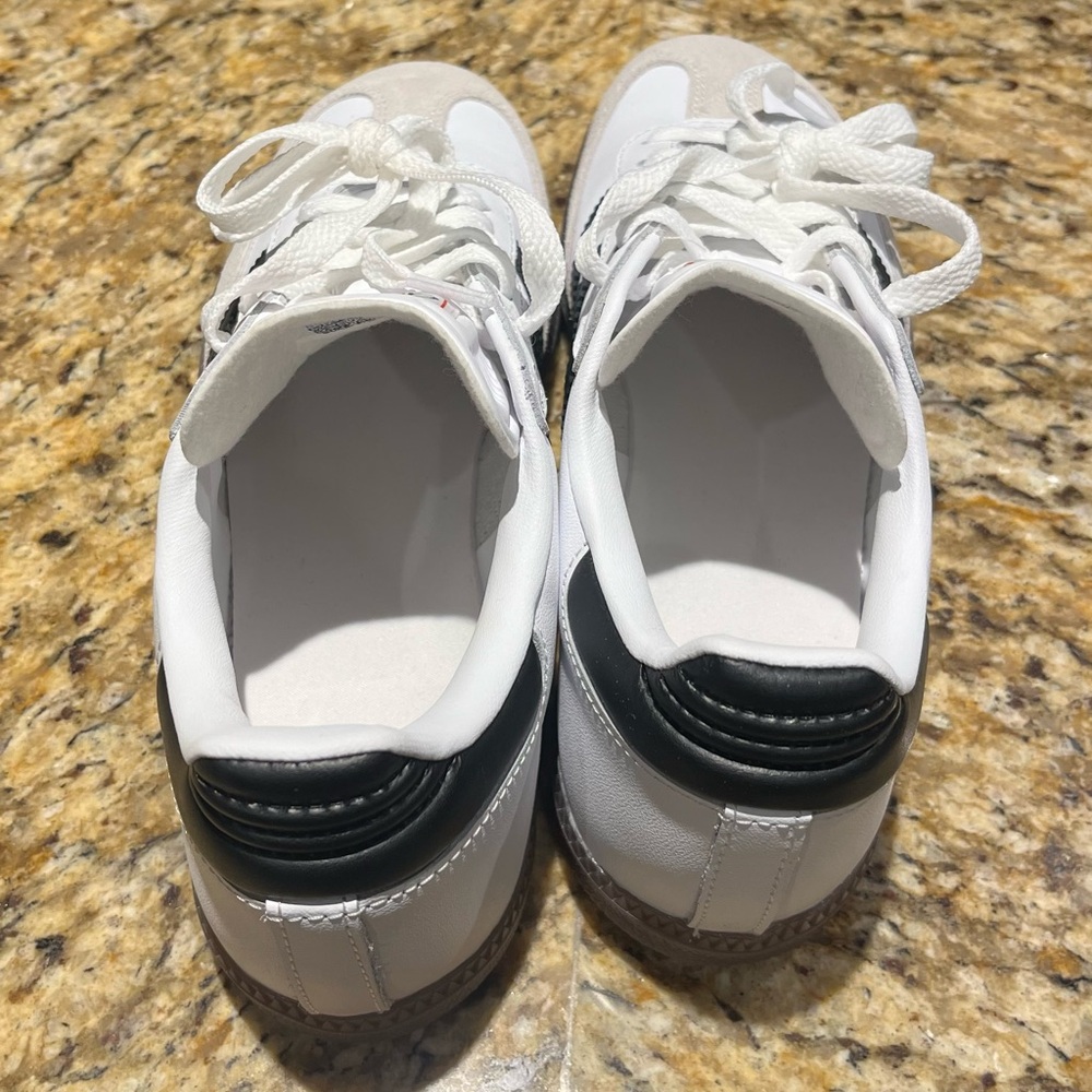 Adidas Samba White and Black Athletic Shoes - Picture 5 of 5